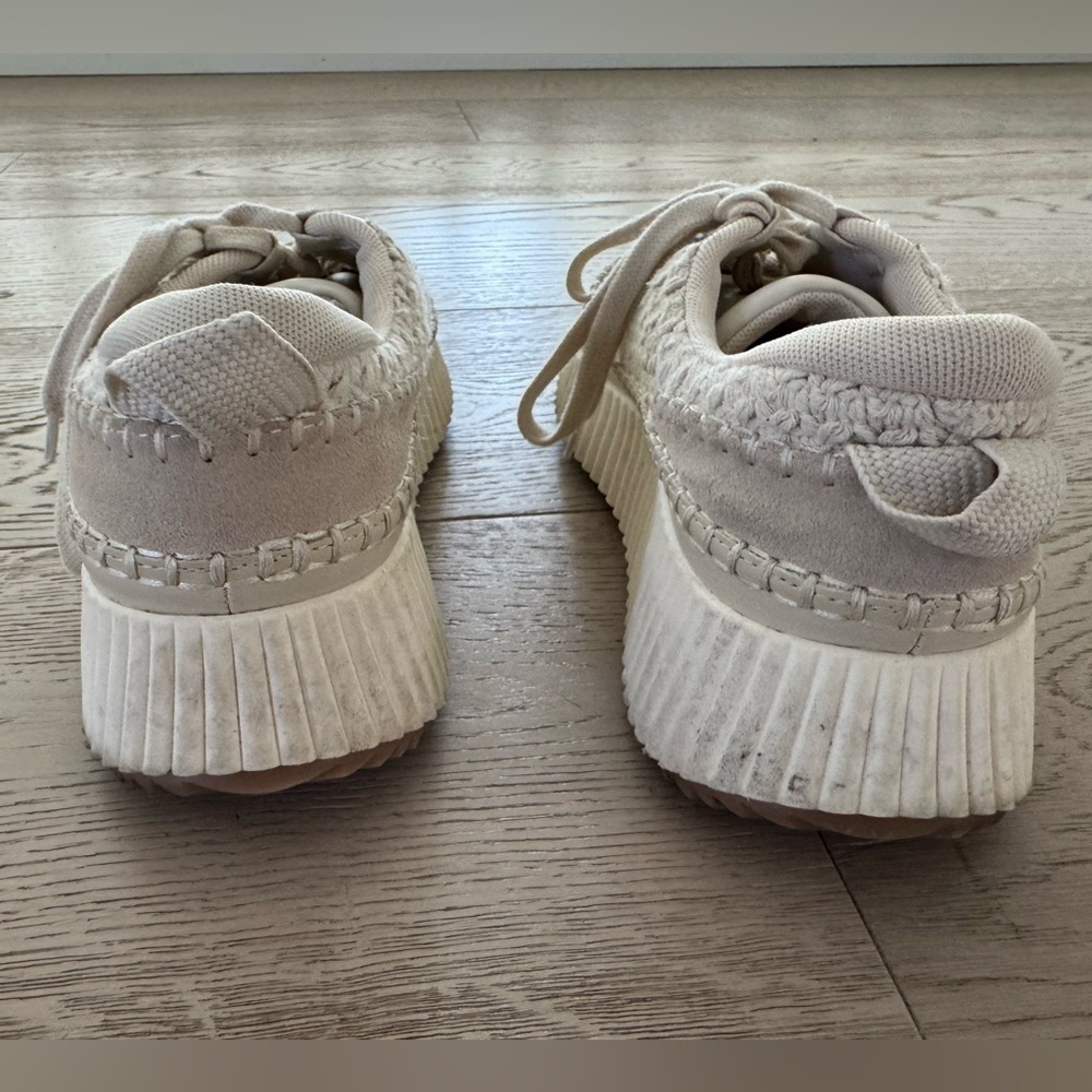 Dolce Vita Dolen Sneakers in Sandstone Knit color
Size 8.5 - Picture 9 of 13
